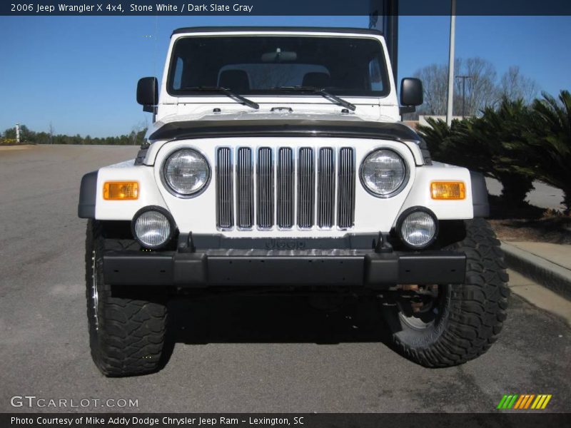 Stone White / Dark Slate Gray 2006 Jeep Wrangler X 4x4
