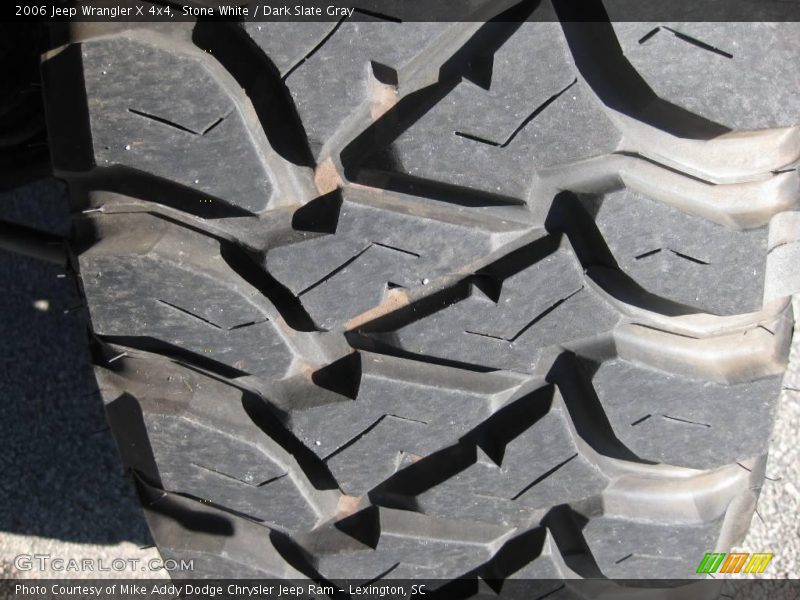 Stone White / Dark Slate Gray 2006 Jeep Wrangler X 4x4