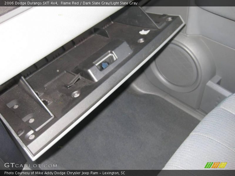Flame Red / Dark Slate Gray/Light Slate Gray 2006 Dodge Durango SXT 4x4