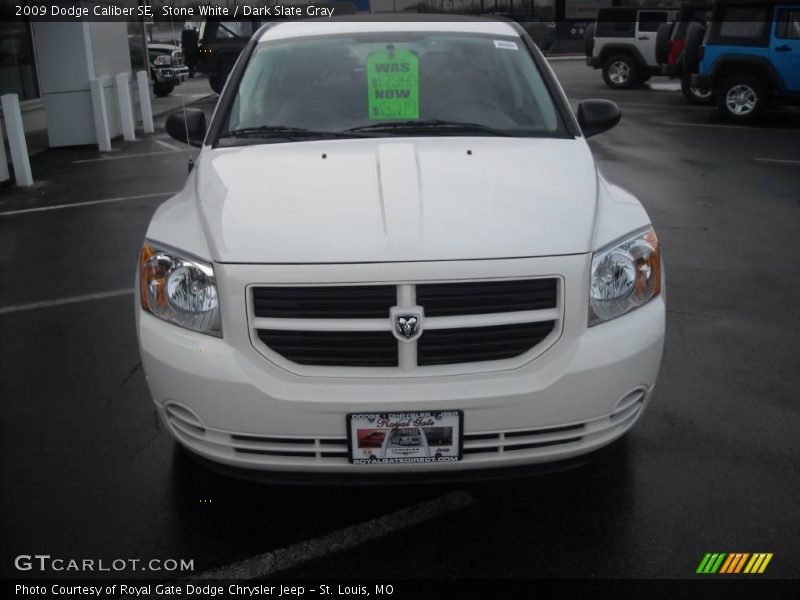 Stone White / Dark Slate Gray 2009 Dodge Caliber SE