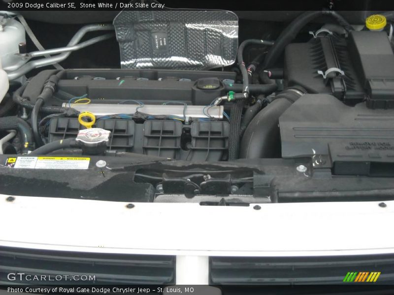 Stone White / Dark Slate Gray 2009 Dodge Caliber SE