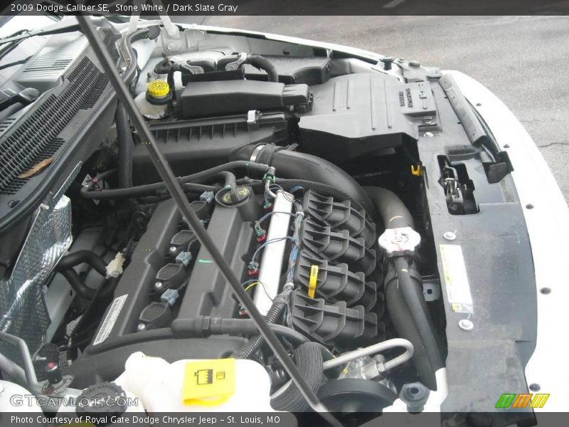 Stone White / Dark Slate Gray 2009 Dodge Caliber SE