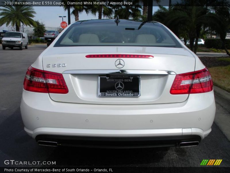 Diamond White Metallic / Almond Beige 2010 Mercedes-Benz E 550 Coupe