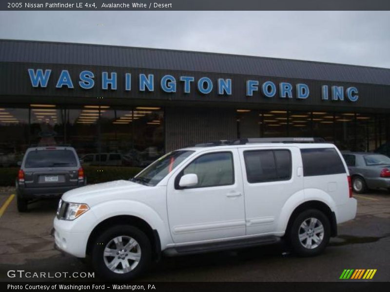 Avalanche White / Desert 2005 Nissan Pathfinder LE 4x4