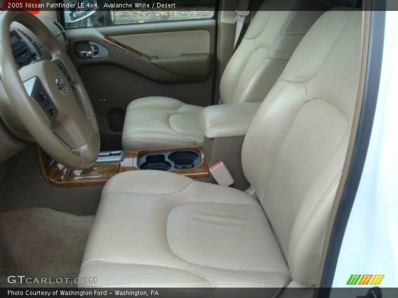 Avalanche White / Desert 2005 Nissan Pathfinder LE 4x4