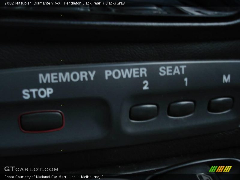 Pendleton Black Pearl / Black/Gray 2002 Mitsubishi Diamante VR-X