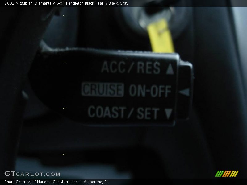 Pendleton Black Pearl / Black/Gray 2002 Mitsubishi Diamante VR-X