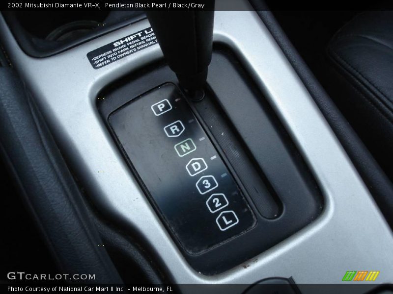Pendleton Black Pearl / Black/Gray 2002 Mitsubishi Diamante VR-X
