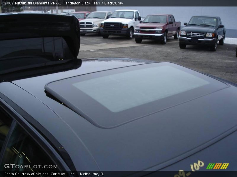 Pendleton Black Pearl / Black/Gray 2002 Mitsubishi Diamante VR-X