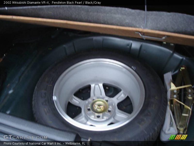 Pendleton Black Pearl / Black/Gray 2002 Mitsubishi Diamante VR-X