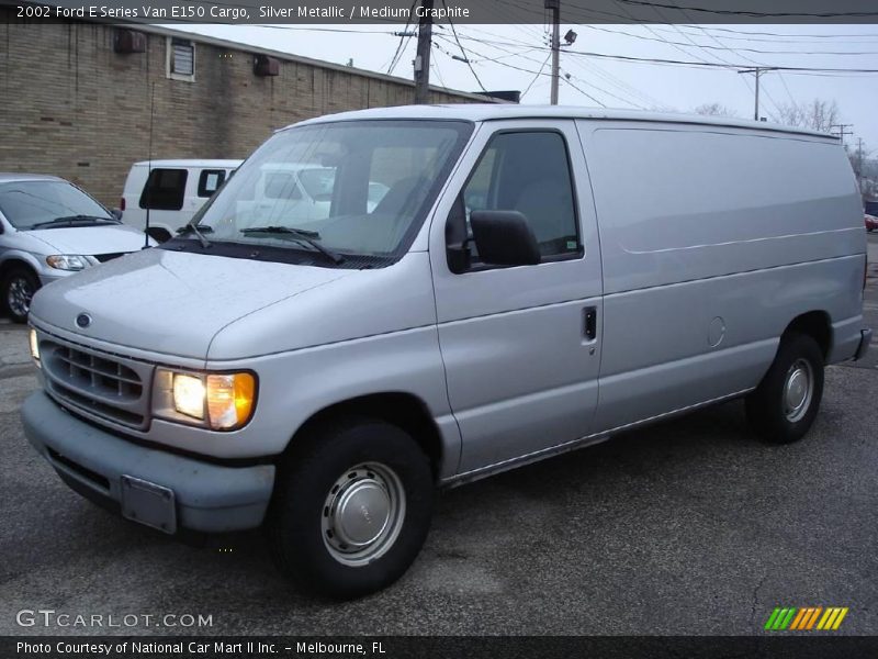 Silver Metallic / Medium Graphite 2002 Ford E Series Van E150 Cargo