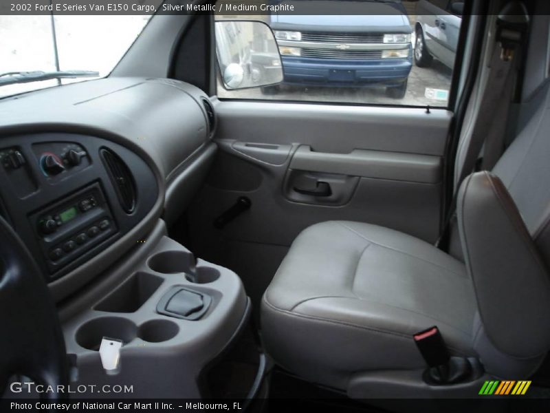 Silver Metallic / Medium Graphite 2002 Ford E Series Van E150 Cargo