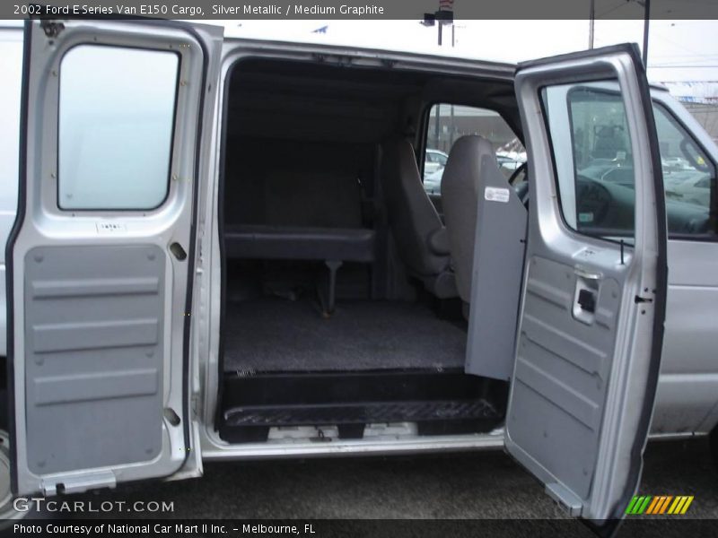Silver Metallic / Medium Graphite 2002 Ford E Series Van E150 Cargo