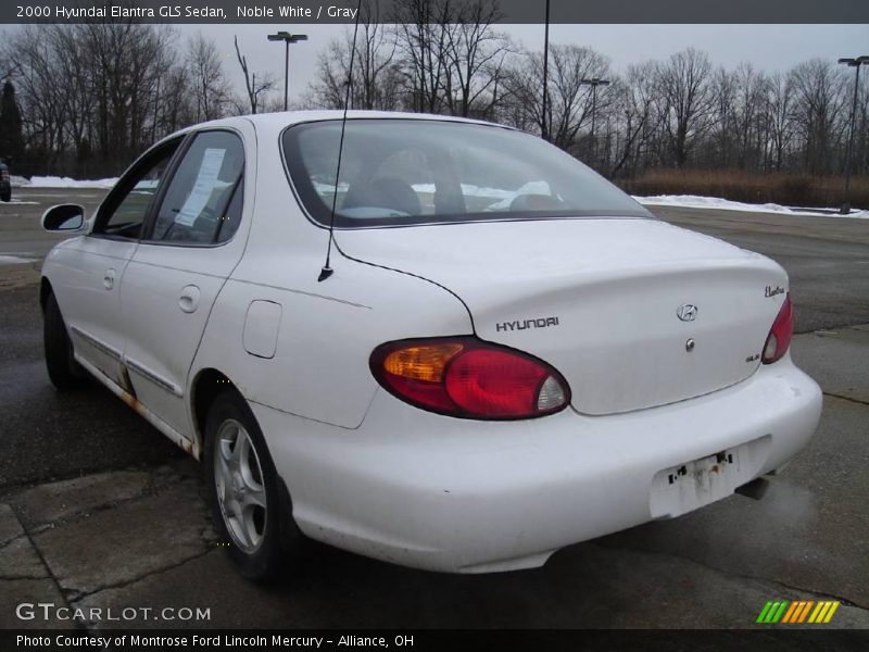 Noble White / Gray 2000 Hyundai Elantra GLS Sedan