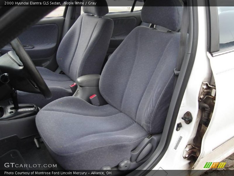 Noble White / Gray 2000 Hyundai Elantra GLS Sedan