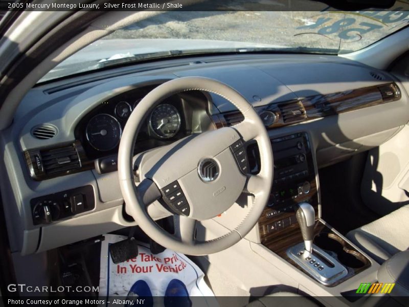 Silver Frost Metallic / Shale 2005 Mercury Montego Luxury