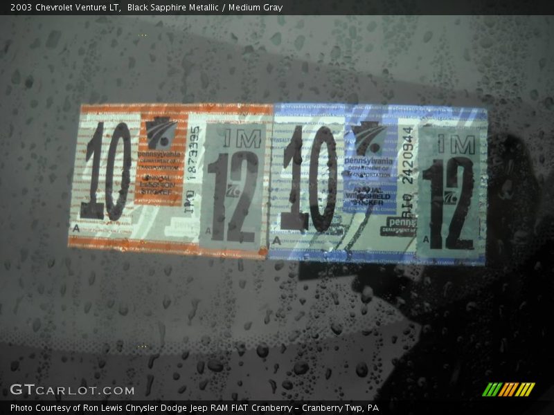 Black Sapphire Metallic / Medium Gray 2003 Chevrolet Venture LT