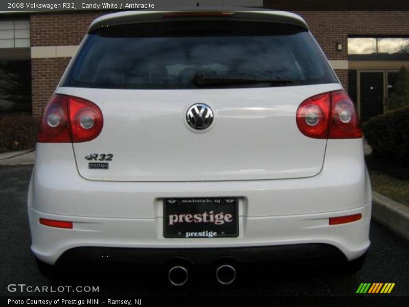 Candy White / Anthracite 2008 Volkswagen R32