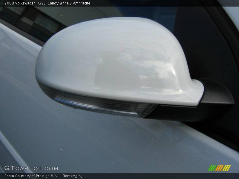 Candy White / Anthracite 2008 Volkswagen R32