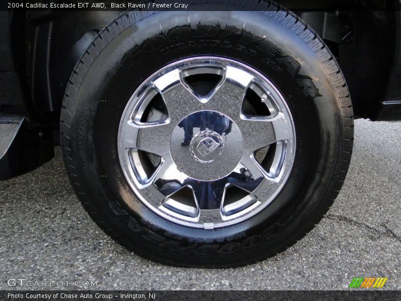Black Raven / Pewter Gray 2004 Cadillac Escalade EXT AWD