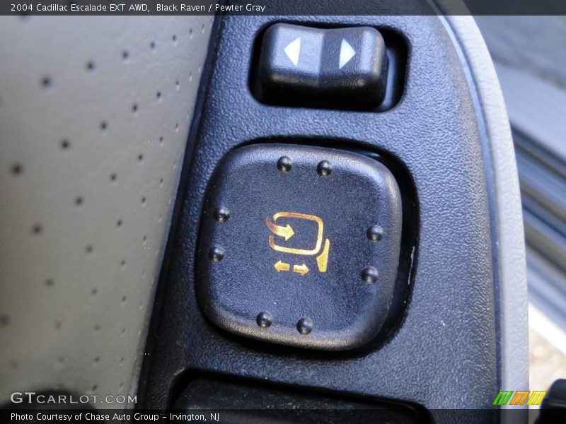 Black Raven / Pewter Gray 2004 Cadillac Escalade EXT AWD