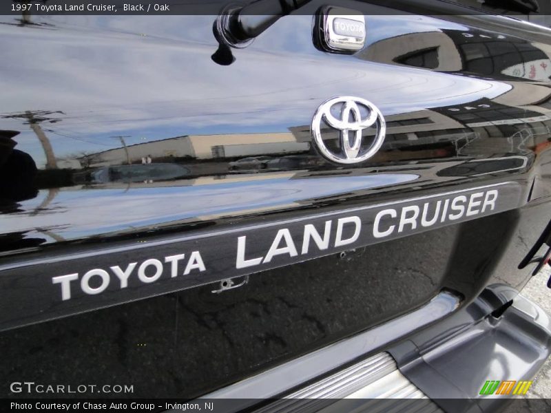 Black / Oak 1997 Toyota Land Cruiser