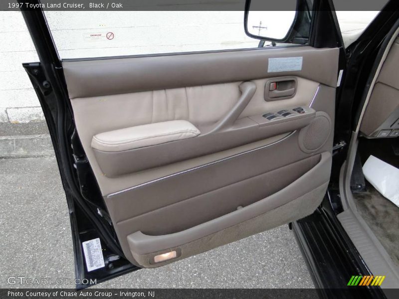 Black / Oak 1997 Toyota Land Cruiser
