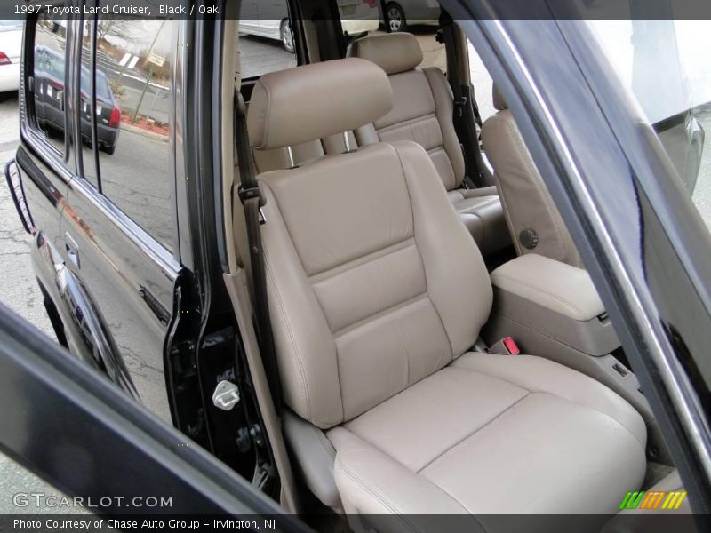 Black / Oak 1997 Toyota Land Cruiser