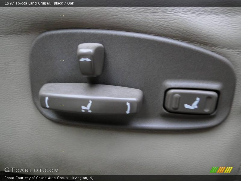 Black / Oak 1997 Toyota Land Cruiser
