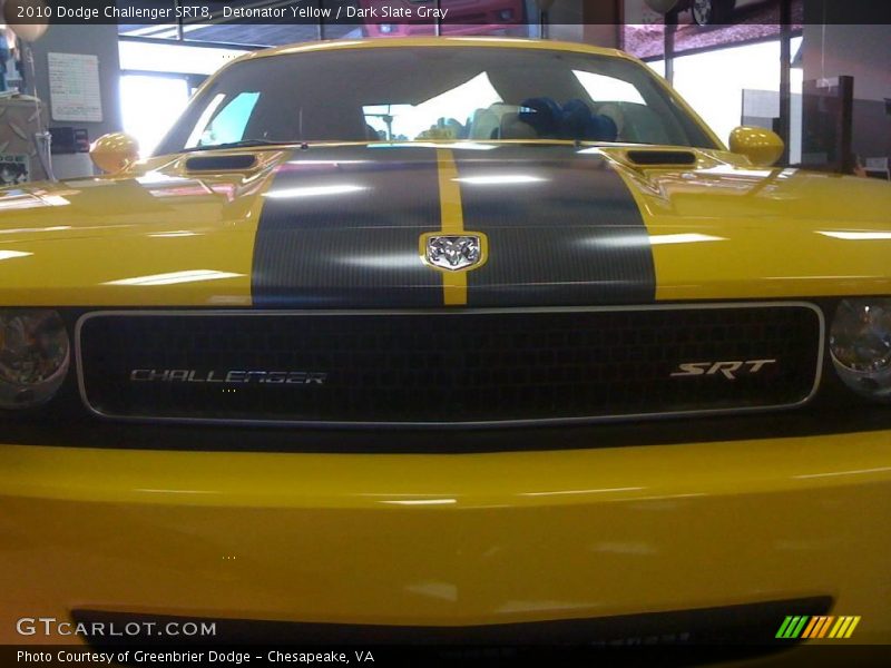 Detonator Yellow / Dark Slate Gray 2010 Dodge Challenger SRT8