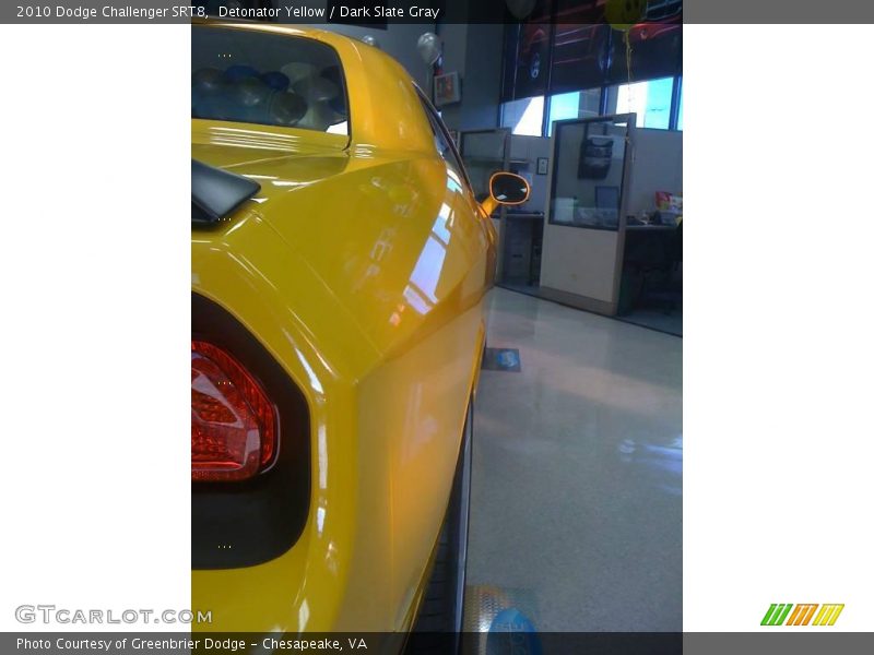 Detonator Yellow / Dark Slate Gray 2010 Dodge Challenger SRT8
