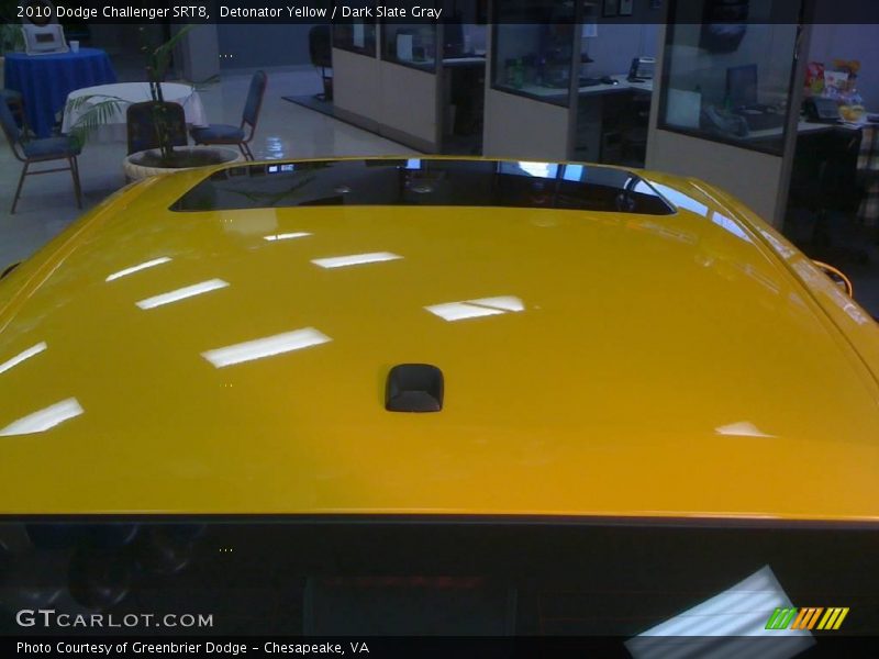 Detonator Yellow / Dark Slate Gray 2010 Dodge Challenger SRT8