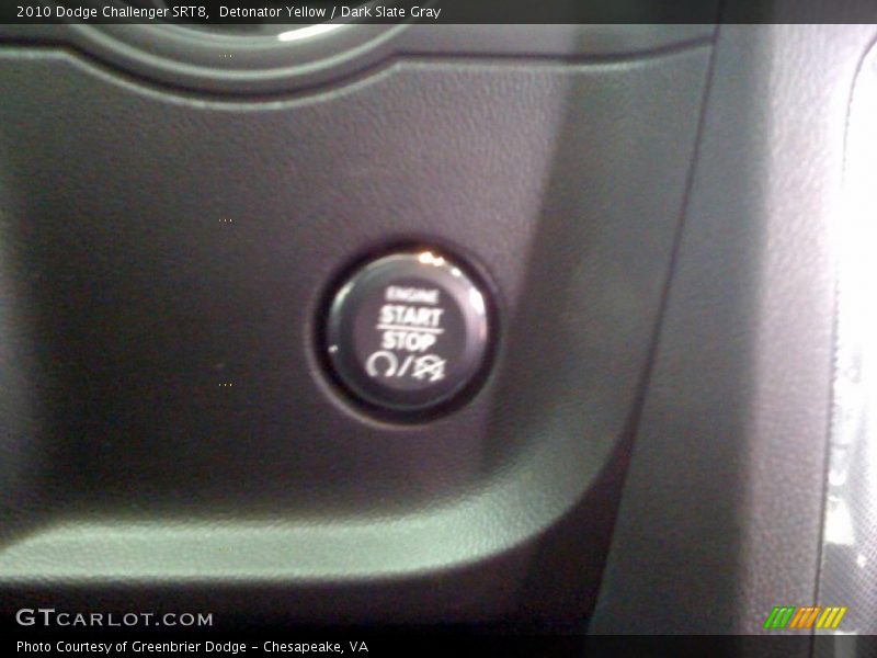 Detonator Yellow / Dark Slate Gray 2010 Dodge Challenger SRT8