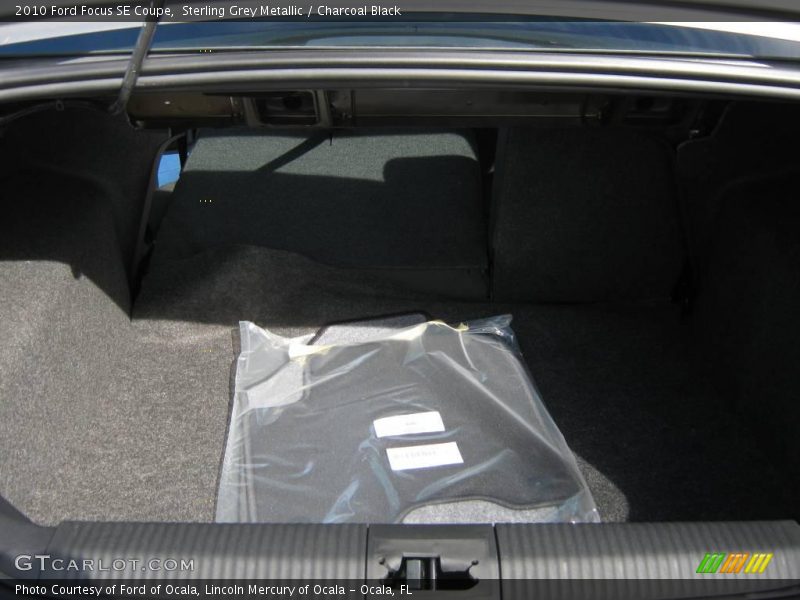 Sterling Grey Metallic / Charcoal Black 2010 Ford Focus SE Coupe