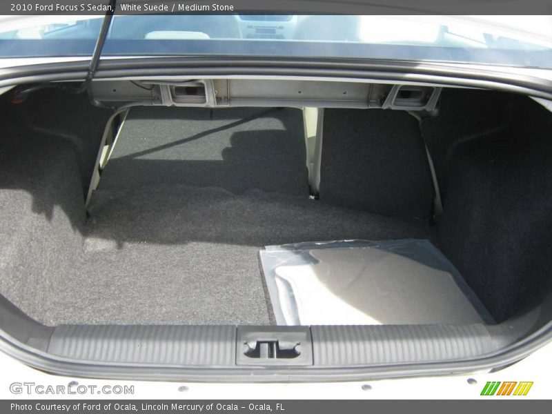 White Suede / Medium Stone 2010 Ford Focus S Sedan