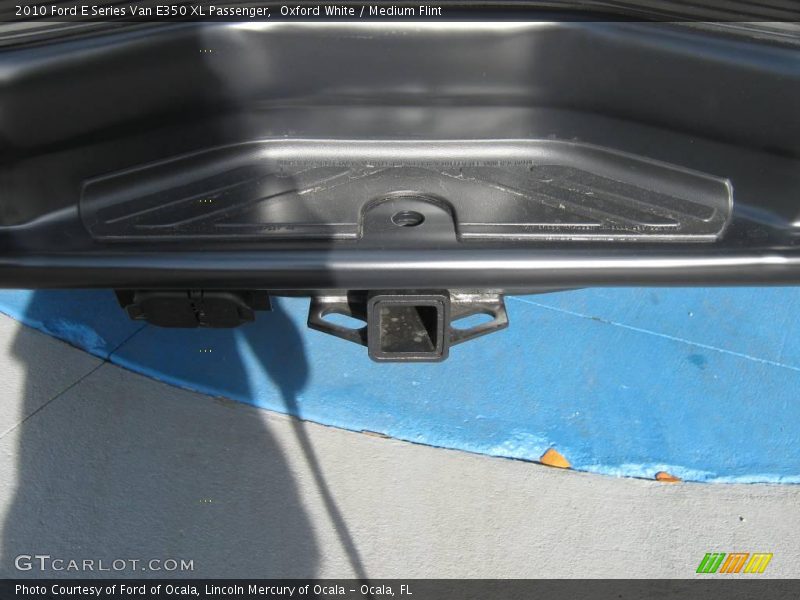 Oxford White / Medium Flint 2010 Ford E Series Van E350 XL Passenger