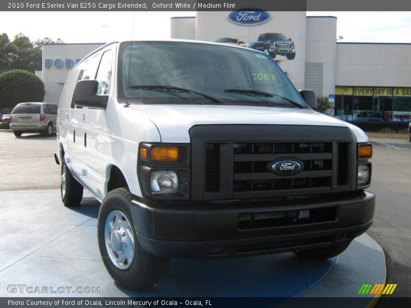 Oxford White / Medium Flint 2010 Ford E Series Van E250 Cargo Extended