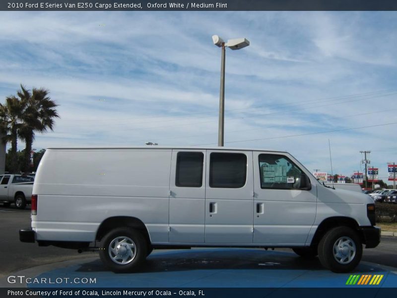 Oxford White / Medium Flint 2010 Ford E Series Van E250 Cargo Extended