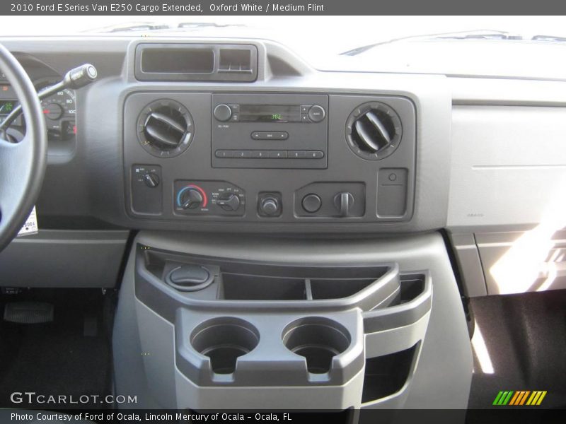 Oxford White / Medium Flint 2010 Ford E Series Van E250 Cargo Extended