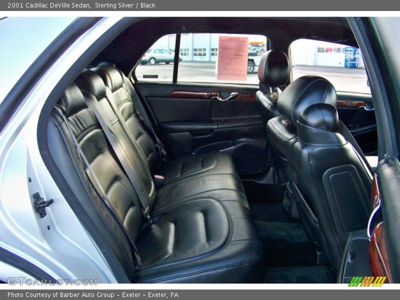 Sterling Silver / Black 2001 Cadillac DeVille Sedan