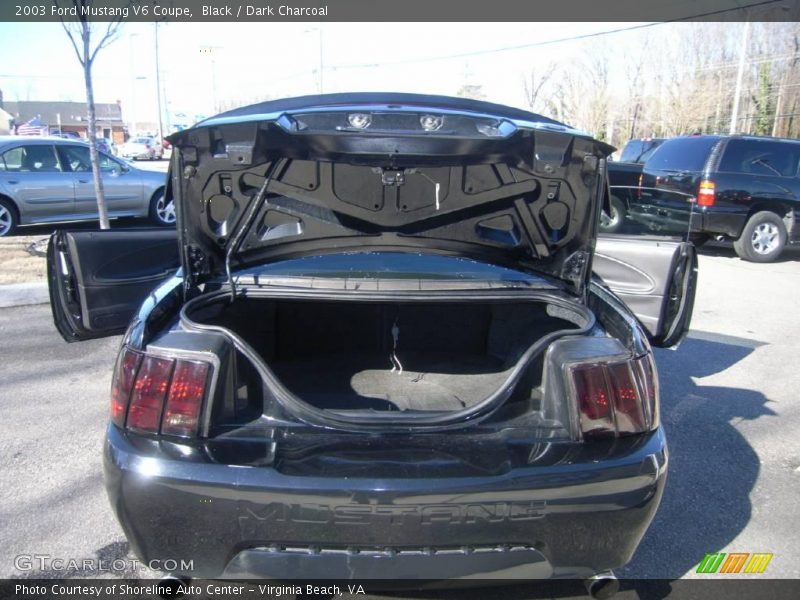 Black / Dark Charcoal 2003 Ford Mustang V6 Coupe