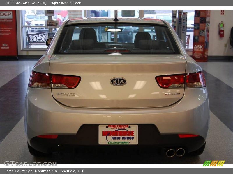 Bright Silver / Black 2010 Kia Forte Koup EX