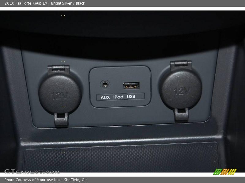 Bright Silver / Black 2010 Kia Forte Koup EX