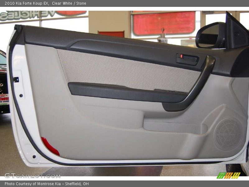 Clear White / Stone 2010 Kia Forte Koup EX
