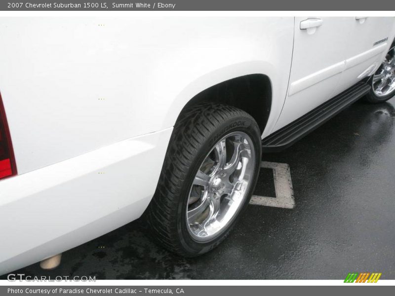 Summit White / Ebony 2007 Chevrolet Suburban 1500 LS