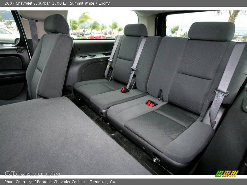 Summit White / Ebony 2007 Chevrolet Suburban 1500 LS