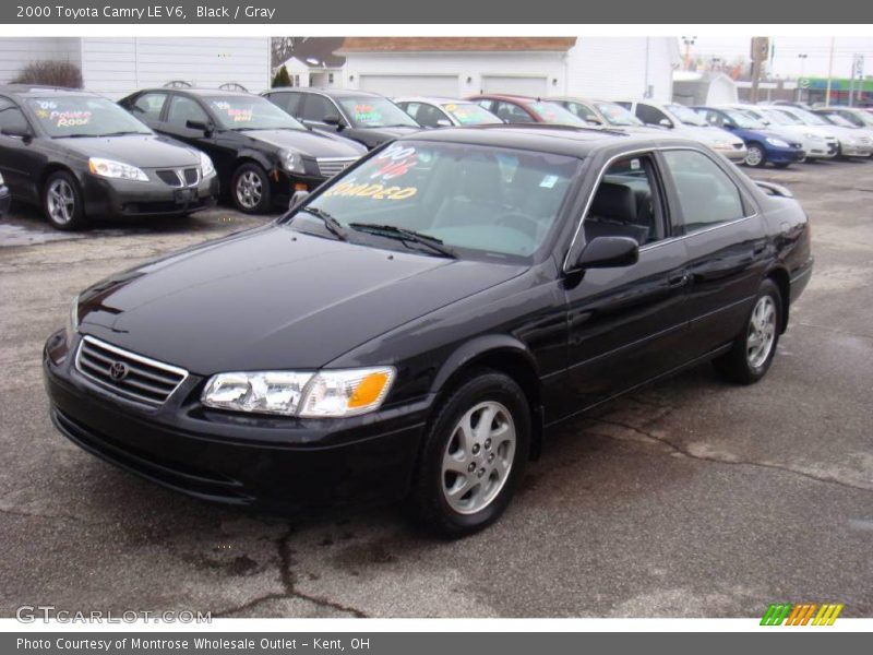 Black / Gray 2000 Toyota Camry LE V6