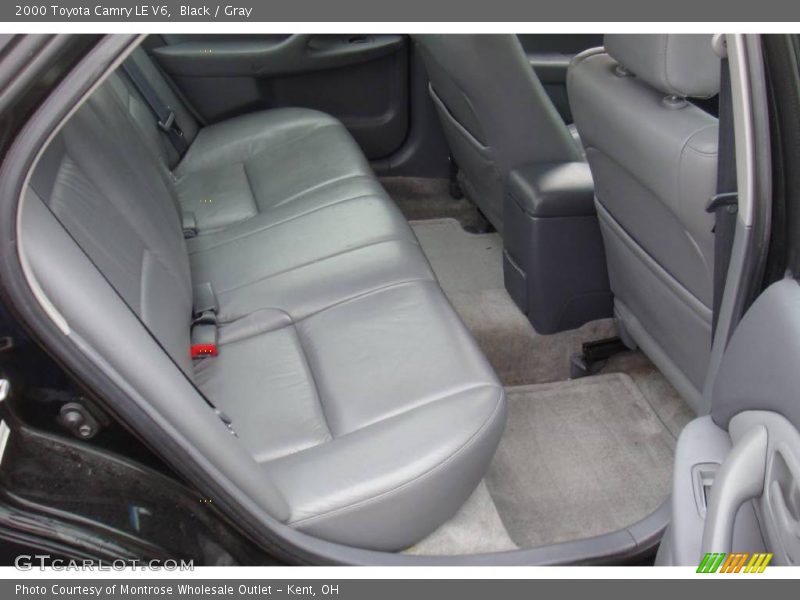 Black / Gray 2000 Toyota Camry LE V6