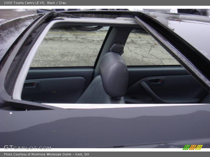 Black / Gray 2000 Toyota Camry LE V6