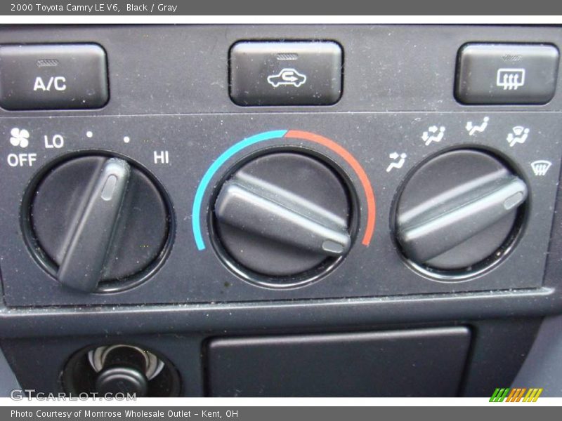 Black / Gray 2000 Toyota Camry LE V6